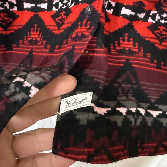 Woolrich Red Black Aztec Long Sleeve Flannel Button Up Shirt Top Women's M - Picture 7 of 9